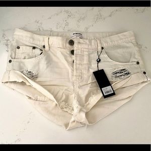 One Teaspoon White Bandit Shorts NWT